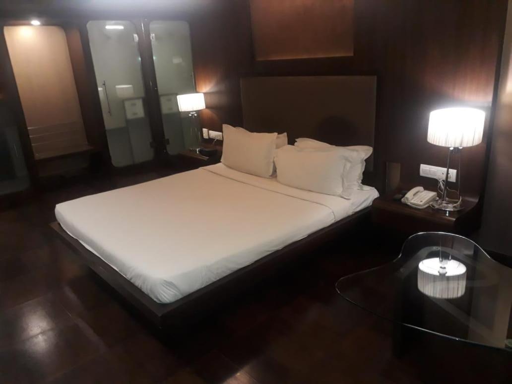 Cocoon Luxury Business Hotel Dhanbād Екстериор снимка